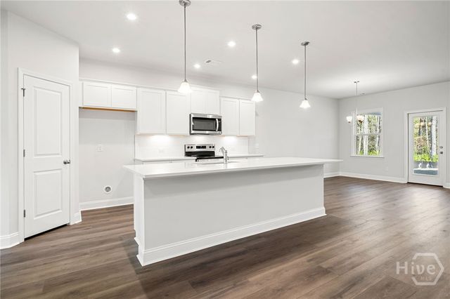 432 Monterey Loop, Richmond Hill, GA 31324