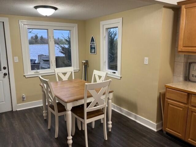 N6212 W Lakeshore DRIVE, Burlington, WI 53105