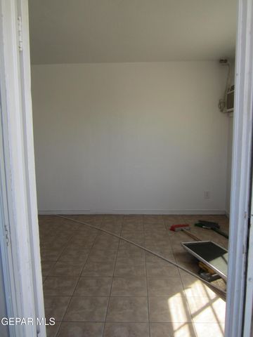 8907 Old County Drive 3,4,5,6,9,10, El Paso, TX 79907