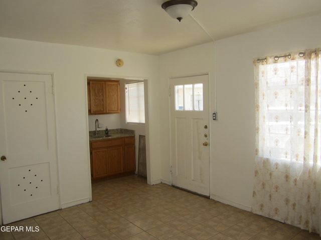 8907 Old County Drive 3,4,5,6,9,10, El Paso, TX 79907