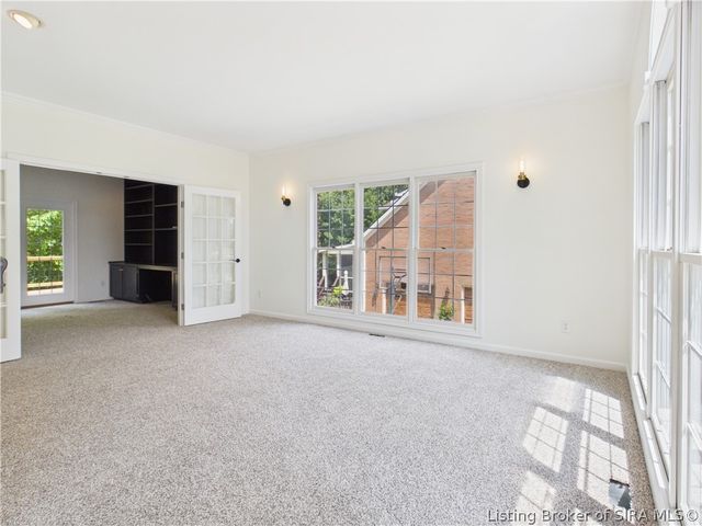 2007 Plum Woods Court, Sellersburg, IN 47172