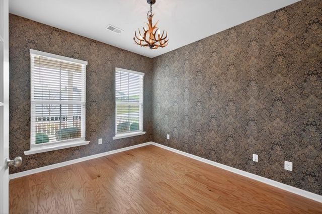 7277 Maple Brook Lane, Flowery Branch, GA 30542