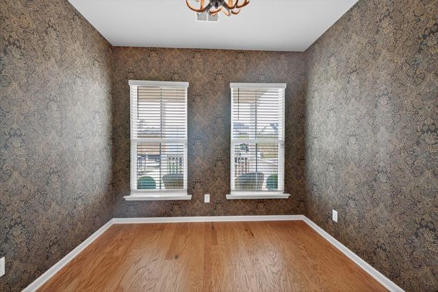 7277 Maple Brook Lane, Flowery Branch, GA 30542