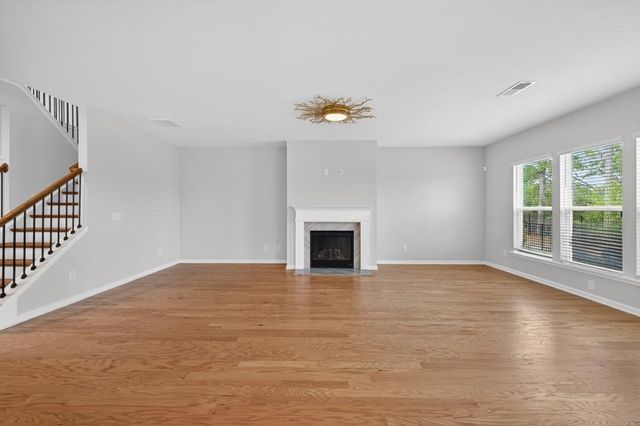 7277 Maple Brook Lane, Flowery Branch, GA 30542