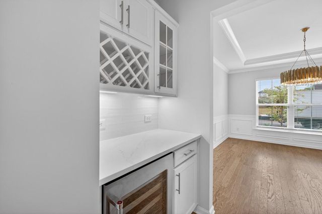 7277 Maple Brook Lane, Flowery Branch, GA 30542