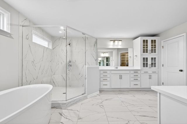 7277 Maple Brook Lane, Flowery Branch, GA 30542