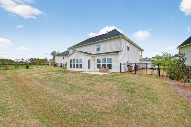 7277 Maple Brook Lane, Flowery Branch, GA 30542