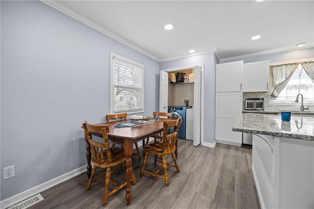 833 Bowerwood Drive, Thomasville, NC 27360