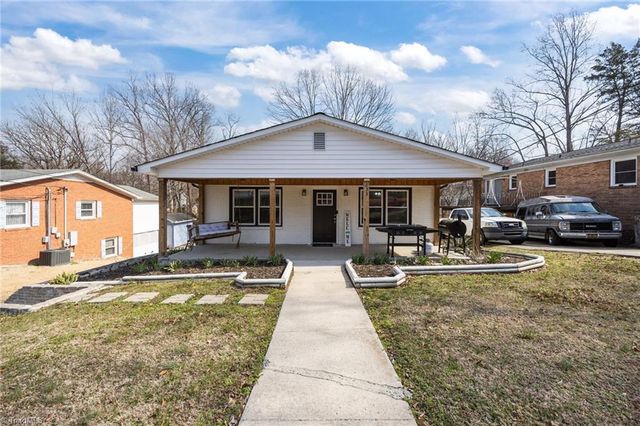 833 Bowerwood Drive, Thomasville, NC 27360