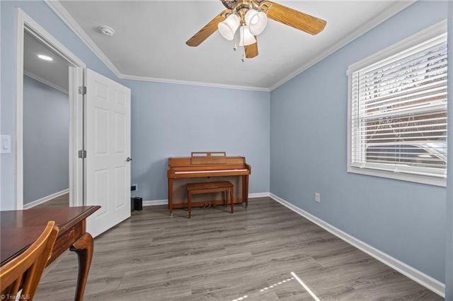 833 Bowerwood Drive, Thomasville, NC 27360