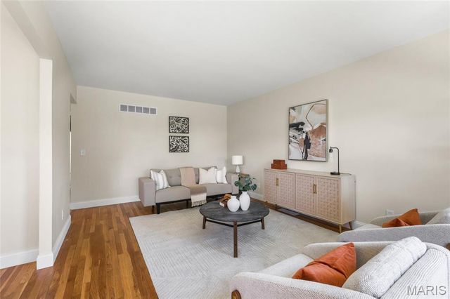 4832 Bluesage Trail, Florissant, MO 63033