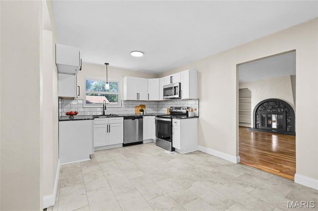 4832 Bluesage Trail, Florissant, MO 63033