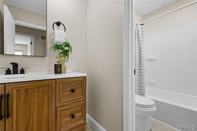4832 Bluesage Trail, Florissant, MO 63033