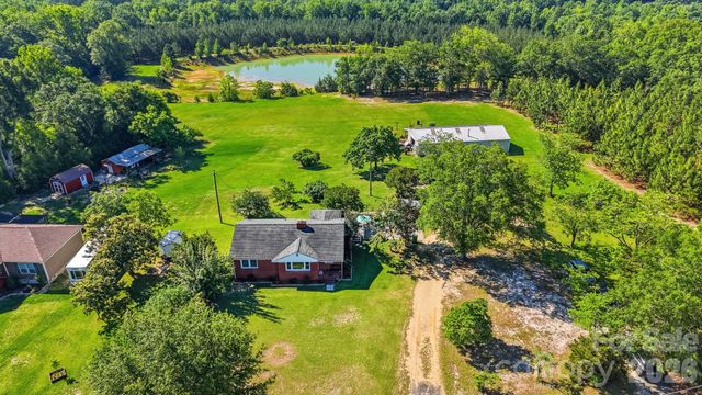 1821 Overbrook Road, Kershaw, SC 29067