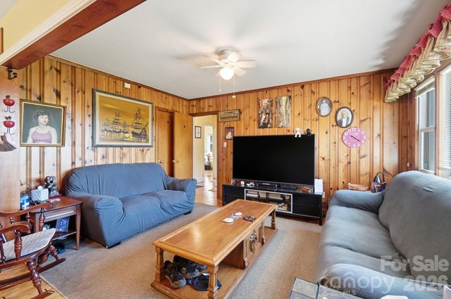 1821 Overbrook Road, Kershaw, SC 29067