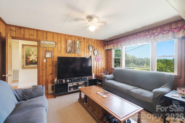1821 Overbrook Road, Kershaw, SC 29067