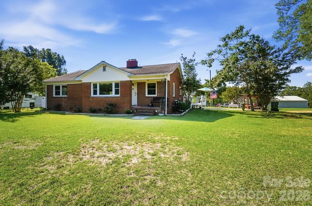 1821 Overbrook Road, Kershaw, SC 29067