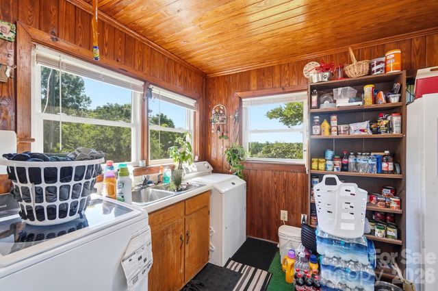 1821 Overbrook Road, Kershaw, SC 29067
