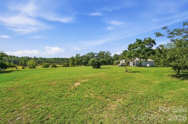 1821 Overbrook Road, Kershaw, SC 29067