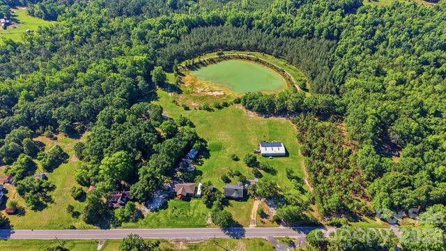 1821 Overbrook Road, Kershaw, SC 29067