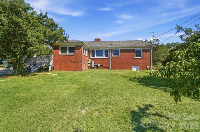 1821 Overbrook Road, Kershaw, SC 29067