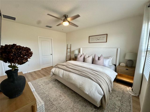 9582 BLACK WALNUT DRIVE, Groveland, FL 34736