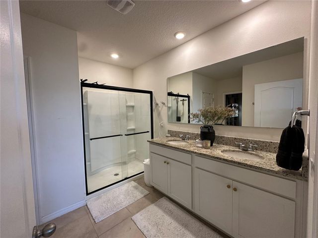 9582 BLACK WALNUT DRIVE, Groveland, FL 34736