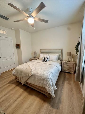 9582 BLACK WALNUT DRIVE, Groveland, FL 34736