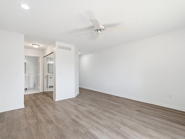 7058 Elmhurst 1, West Bloomfield Charter Township, MI 48322