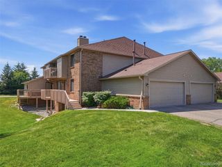 7058 Elmhurst 1, West Bloomfield Charter Township, MI 48322