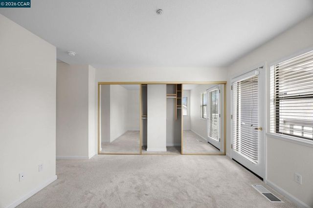 2590 2590 Oak Rd 244, Walnut Creek, CA 94597