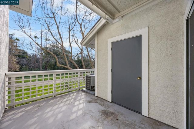 2590 2590 Oak Rd 244, Walnut Creek, CA 94597