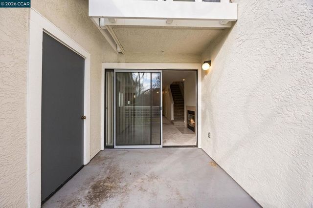 2590 2590 Oak Rd 244, Walnut Creek, CA 94597