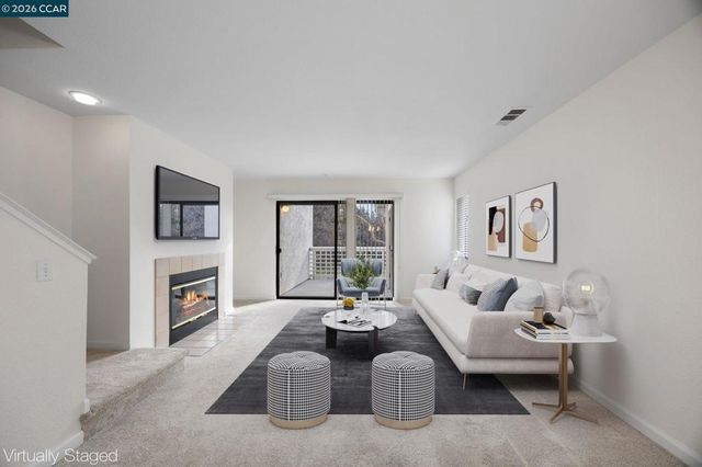 2590 2590 Oak Rd 244, Walnut Creek, CA 94597