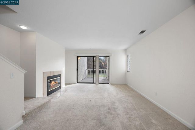 2590 2590 Oak Rd 244, Walnut Creek, CA 94597