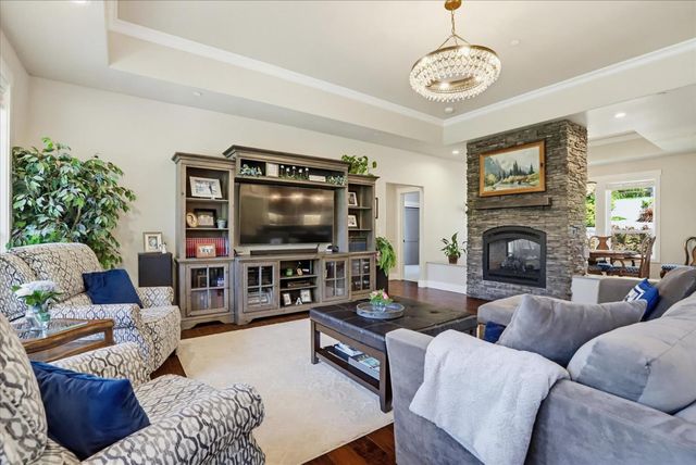 10213 Evergreen Ranch Ct, Grass Valley, CA 95949