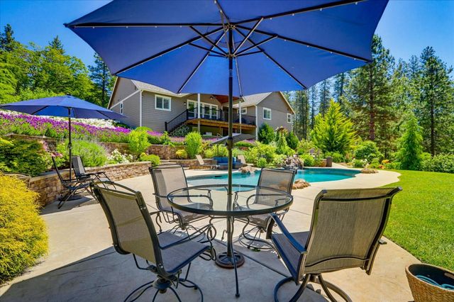 10213 Evergreen Ranch Ct, Grass Valley, CA 95949