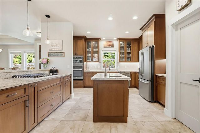 10213 Evergreen Ranch Ct, Grass Valley, CA 95949