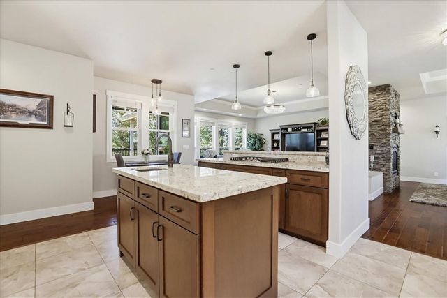 10213 Evergreen Ranch Ct, Grass Valley, CA 95949