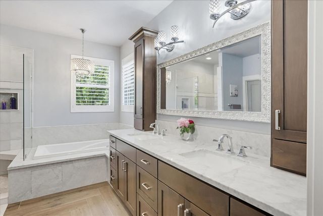 10213 Evergreen Ranch Ct, Grass Valley, CA 95949