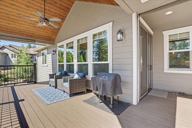 10213 Evergreen Ranch Ct, Grass Valley, CA 95949