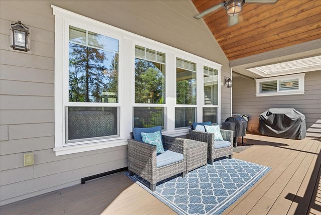 10213 Evergreen Ranch Ct, Grass Valley, CA 95949
