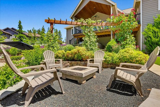 10213 Evergreen Ranch Ct, Grass Valley, CA 95949