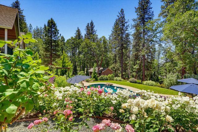 10213 Evergreen Ranch Ct, Grass Valley, CA 95949
