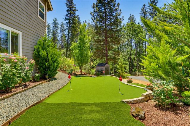 10213 Evergreen Ranch Ct, Grass Valley, CA 95949