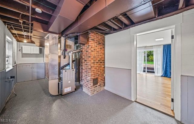 1066 Eastlawn Drive, Highland Heights, OH 44143