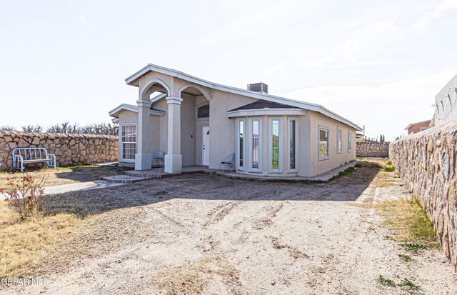 308 HACIENDA ESCONDIDA, San Elizario, TX 79849