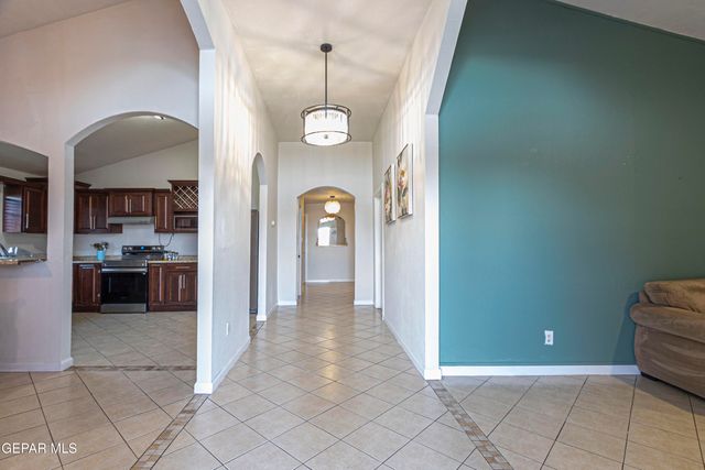 308 HACIENDA ESCONDIDA, San Elizario, TX 79849