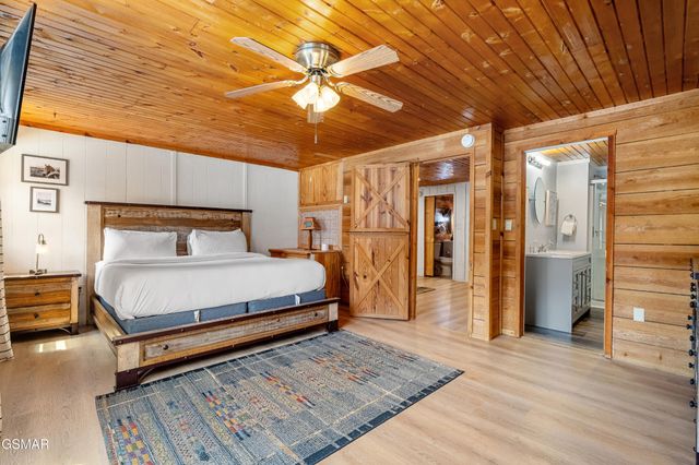 3009 Crestview Court, Sevierville, TN 37862