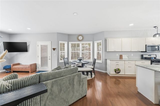 28 CARDINAL Drive, Killingly, CT 06241